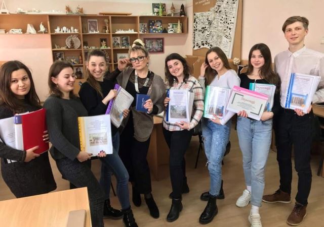 з куратором, керівником практики Л.Д.Ороновською